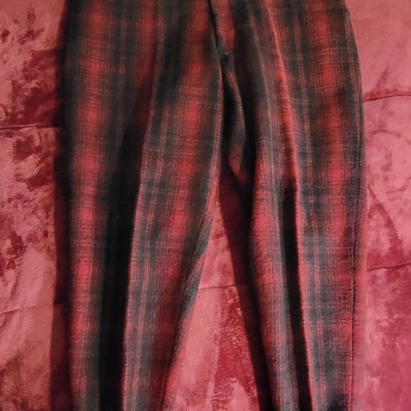 Vintage Woolrich Buffalo Red Black Plaid Hunting Pants Size 40 - Picture 1 of 9